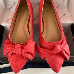 Beautiful CORAL (not orange/not pink) Elegant, comfortable flats S7